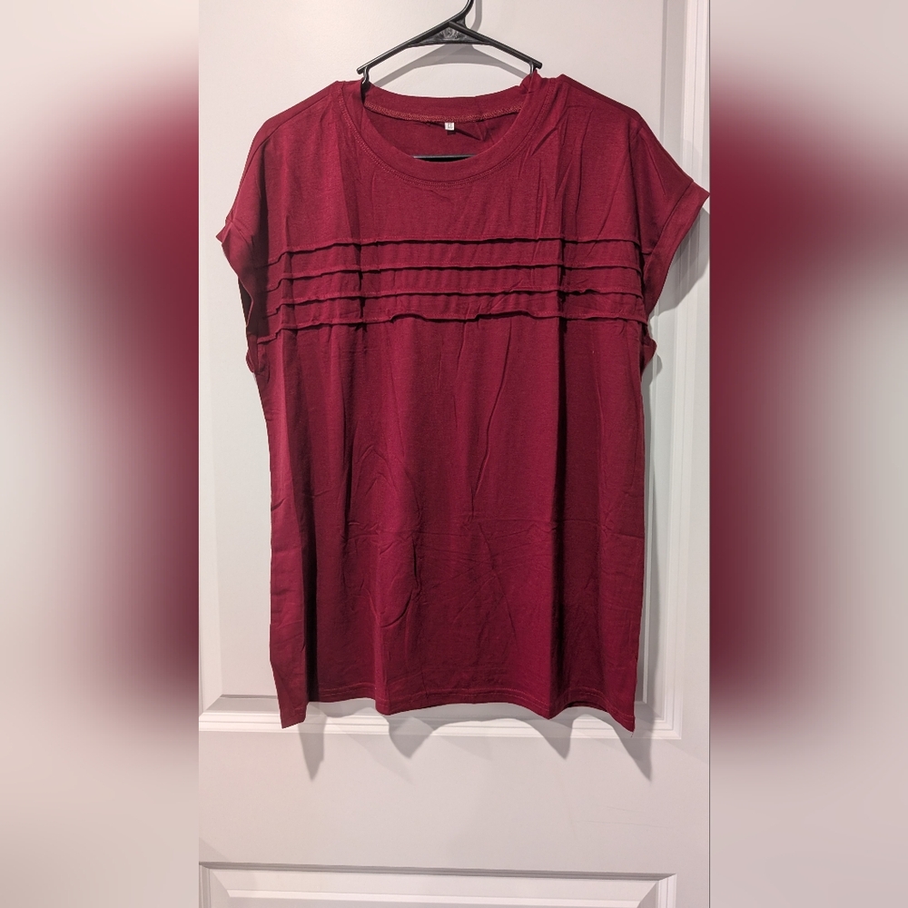 Women's Burgundy Top